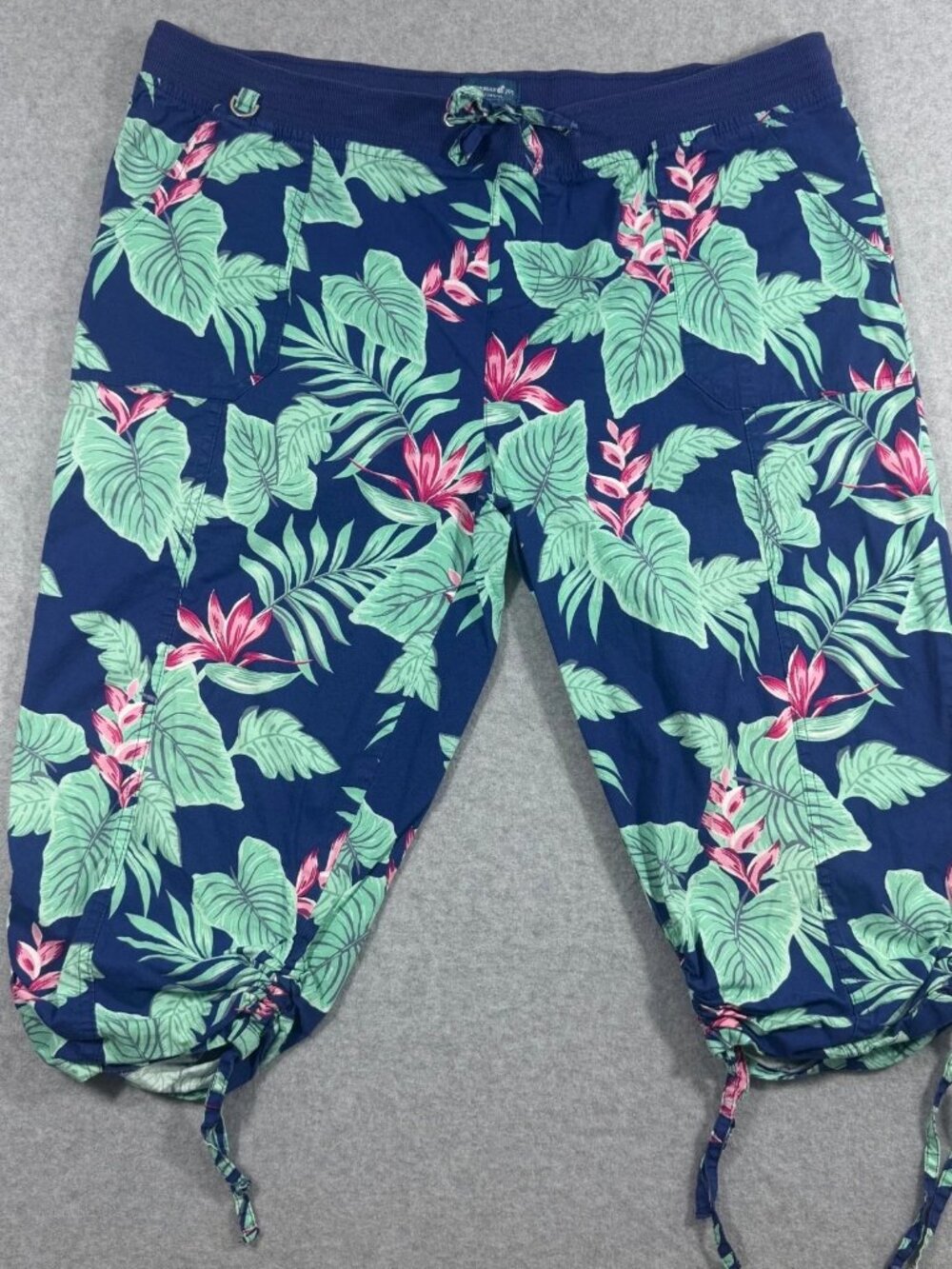 Caribbean Joe Womens XL Navy Tropical Floral Drawstring Ruched Capri Pants